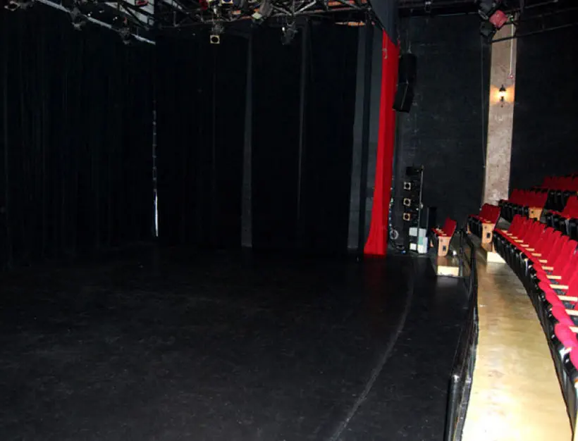 Location Théâtre Léonard St-Laurent - Photo 2